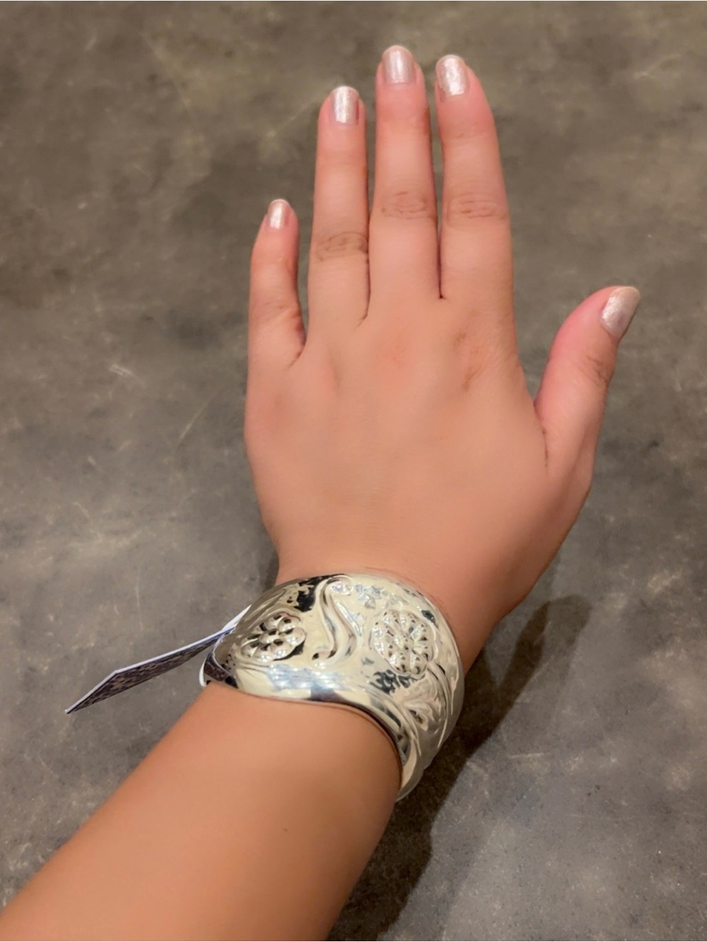 handcrafted Mexican sterling silver cuff bracelet - Picture 3 of 8